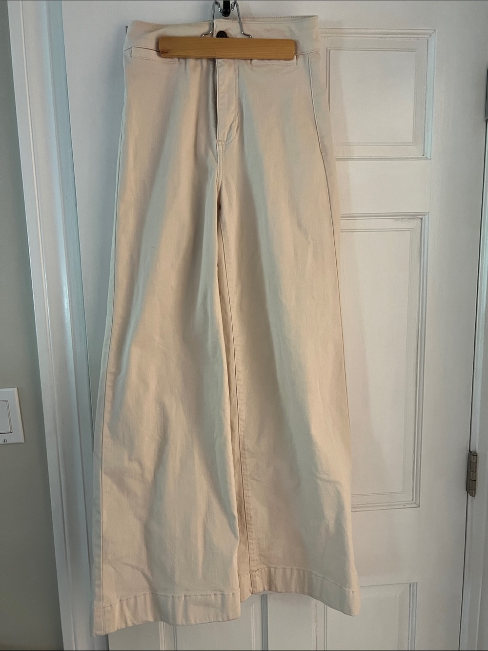LC Lauren Conrad Cream Wide Leg Jeans